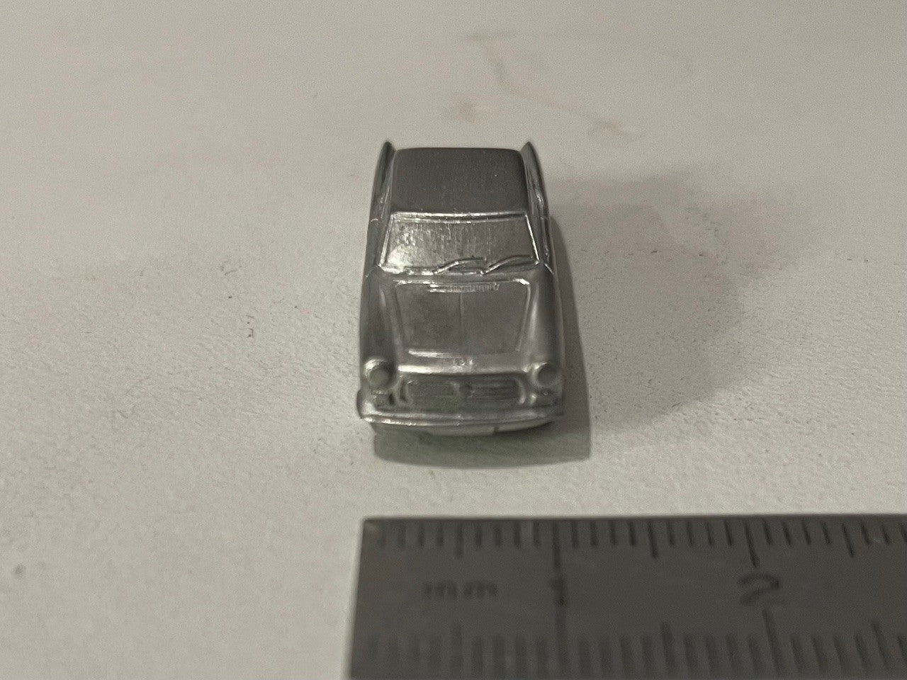 Miniature Peugeot 404 coupé de 1964 brute