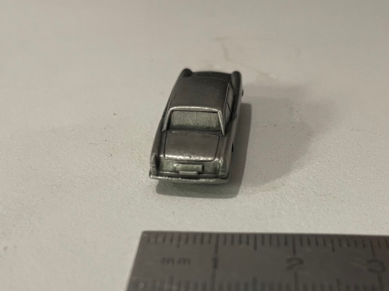 Miniature Peugeot 404 coupé de 1964 vernie