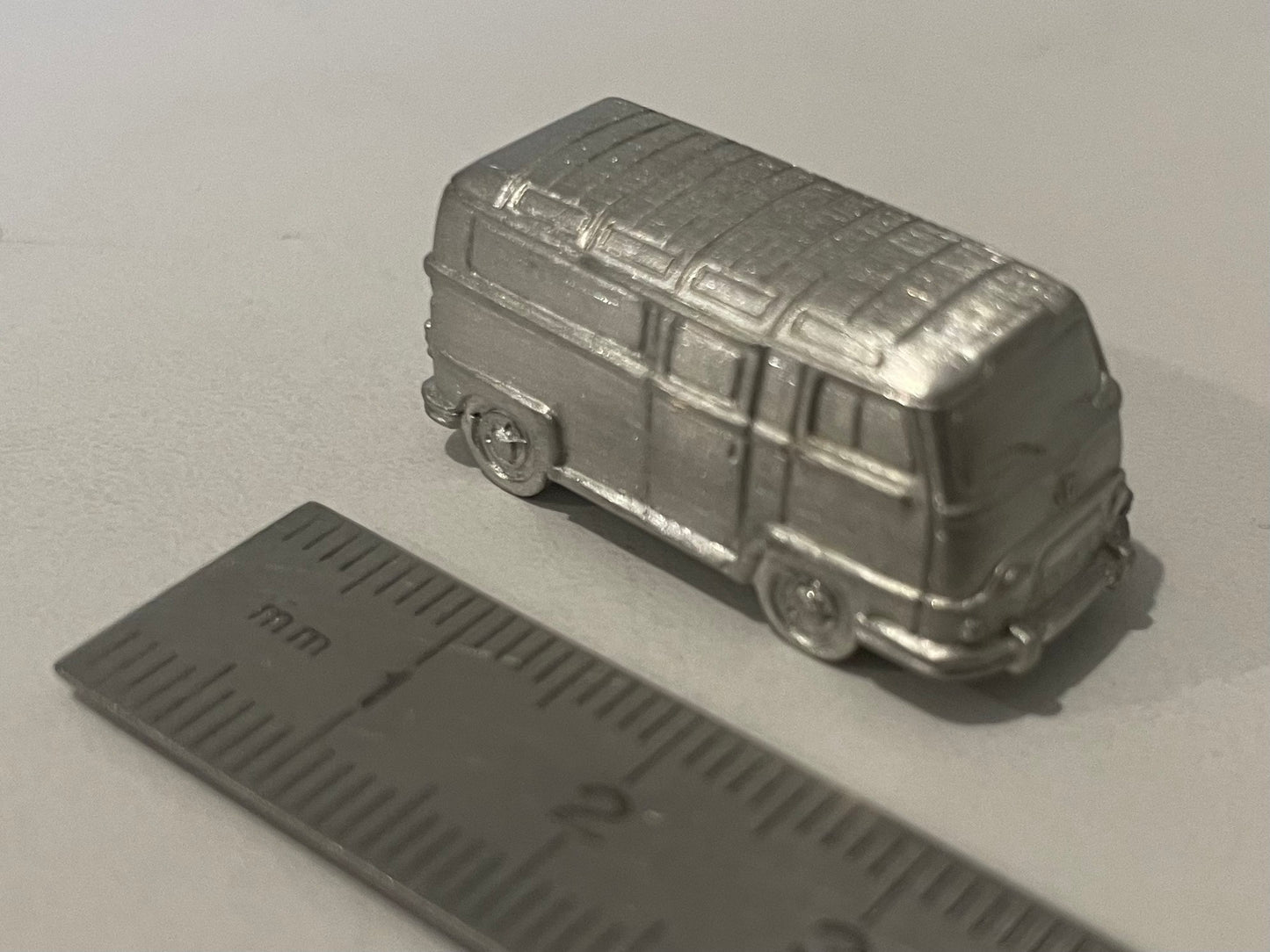 miniature estafette basse brute