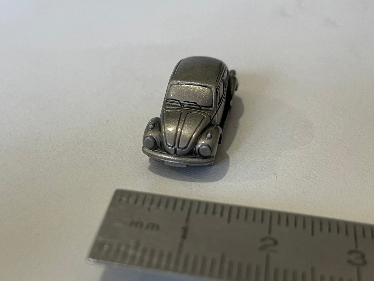 Miniature coccinelle VW 1303 de 1973 vernie