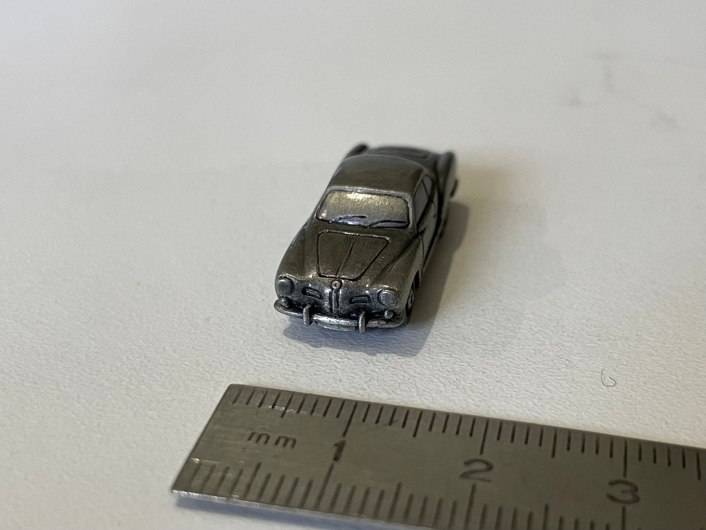 miniature Karmann Ghia VW vernie