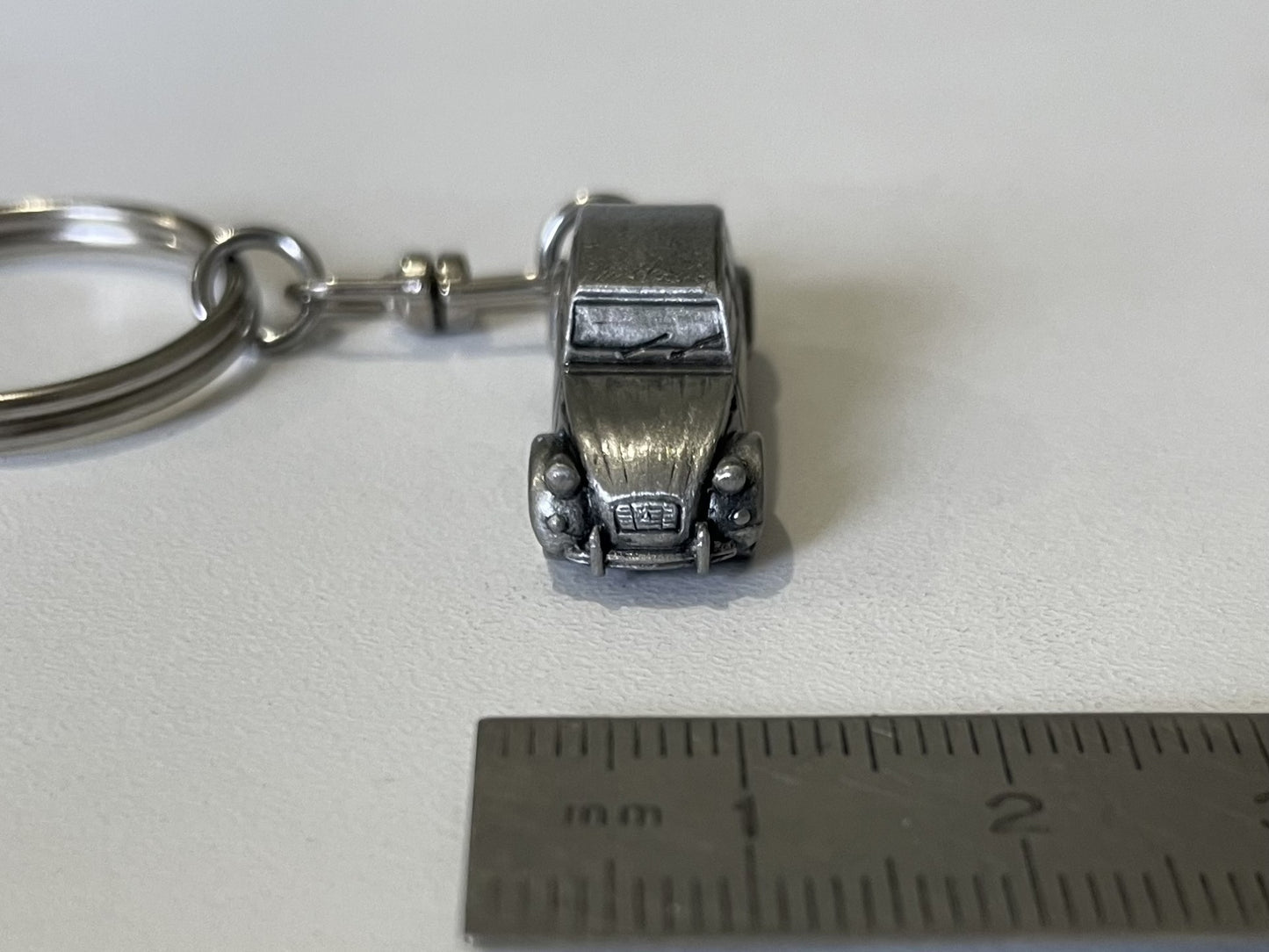 Porte-clés Citroen 2CV6 de 1970