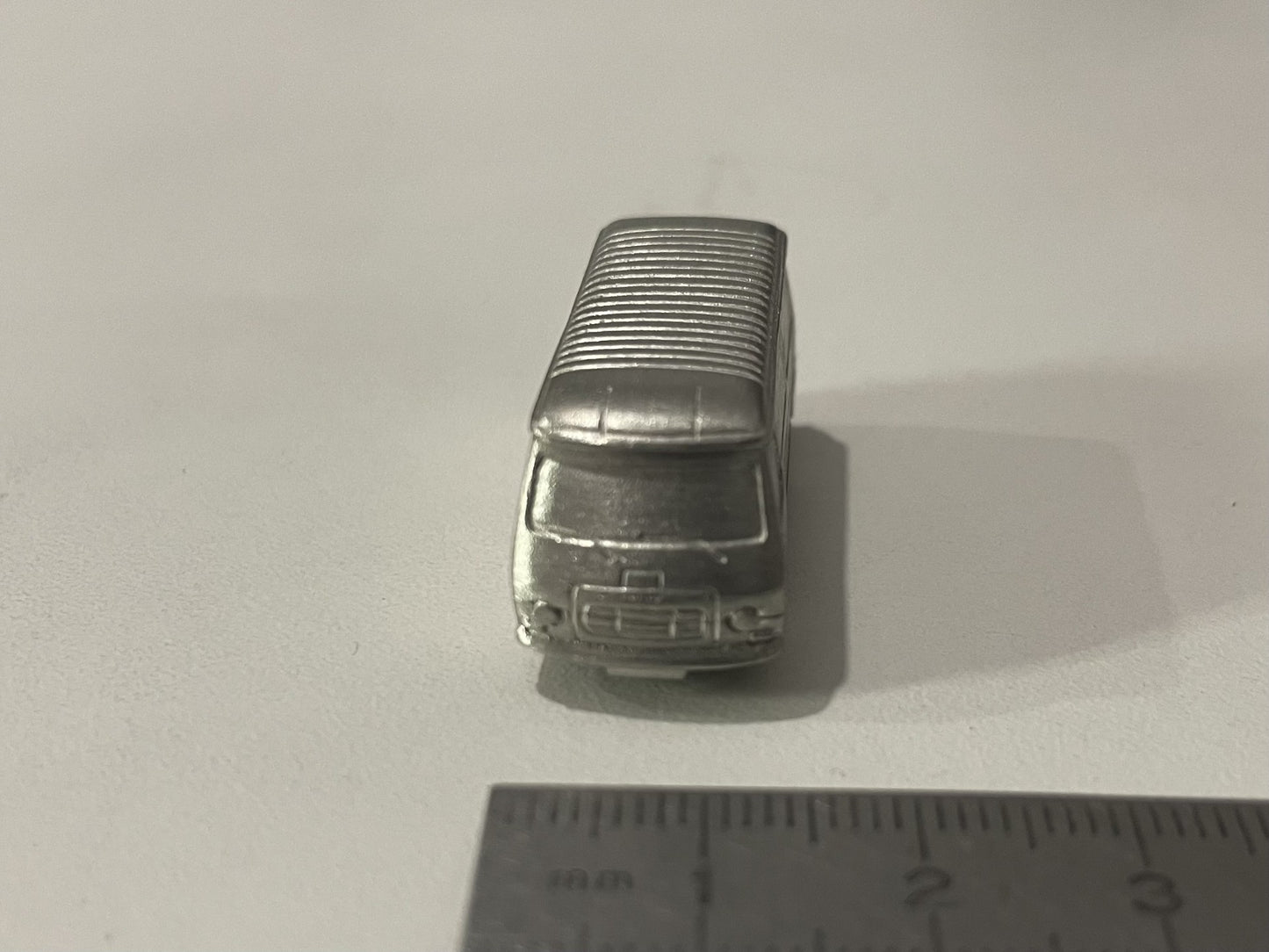 Miniature Peugeot J7 1965 brute