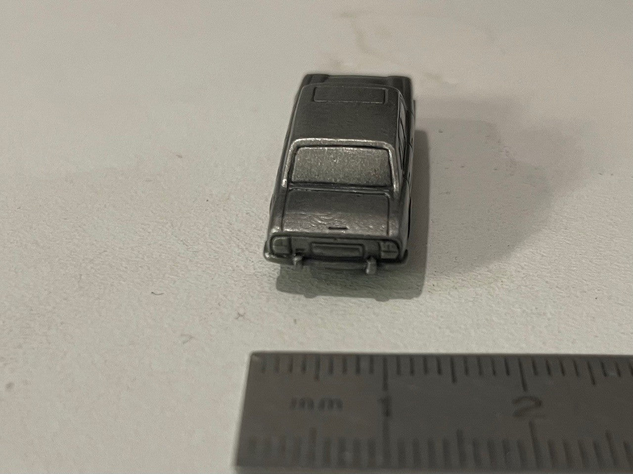 Miniature Peugeot 504 de 1971 vernie
