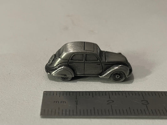 Miniature Peugeot 202 de 1938 vernie