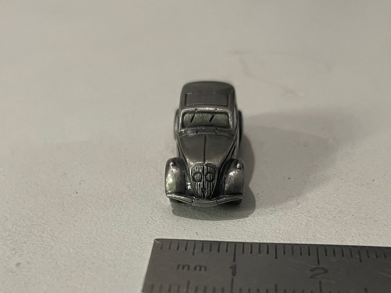 Miniature Peugeot 202 de 1938 vernie