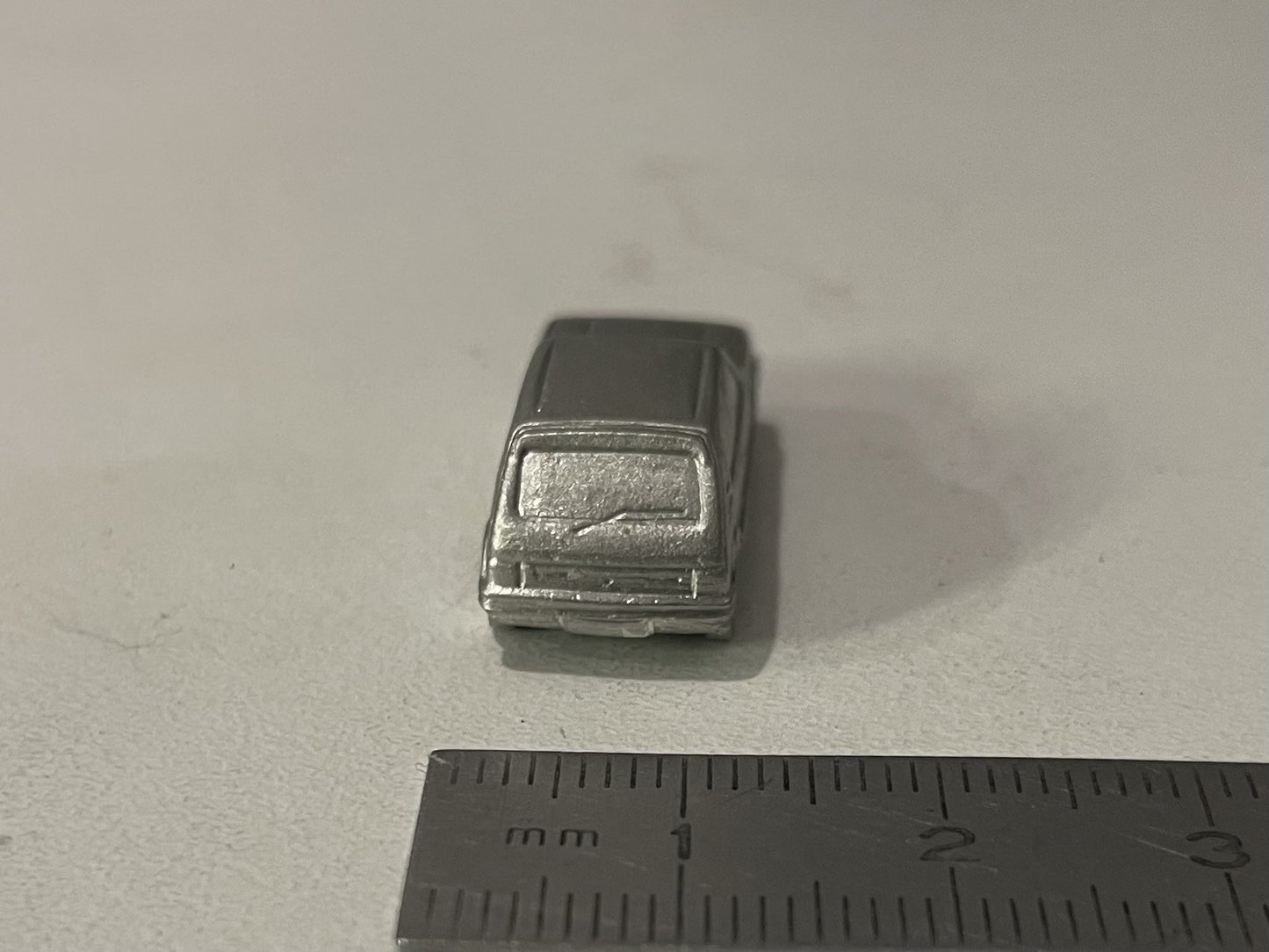 Miniature Peugeot 205 GTI 1.6 de 1986 brute