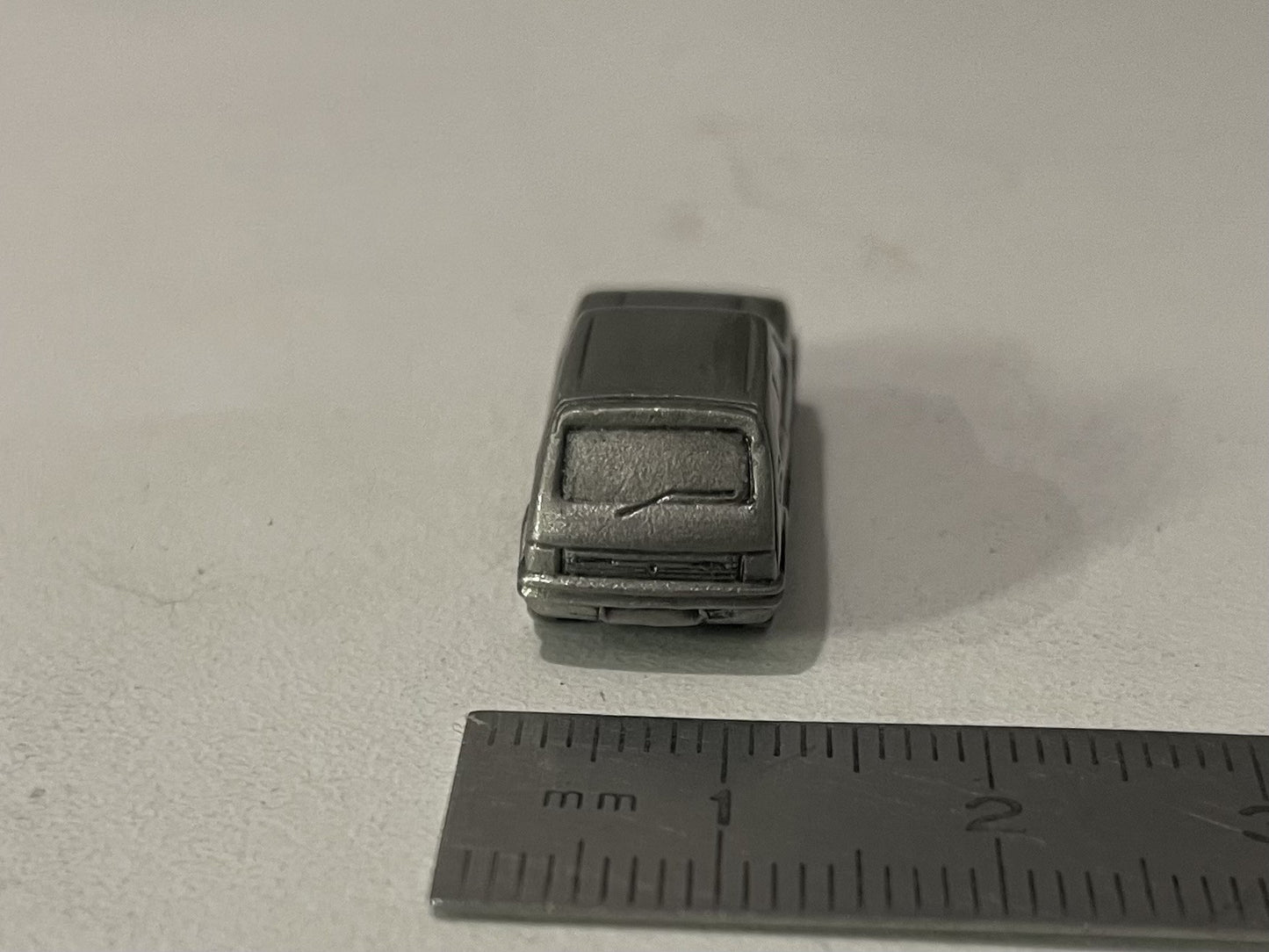Miniature Peugeot 205 GTI 1.6 de 1986 vernie