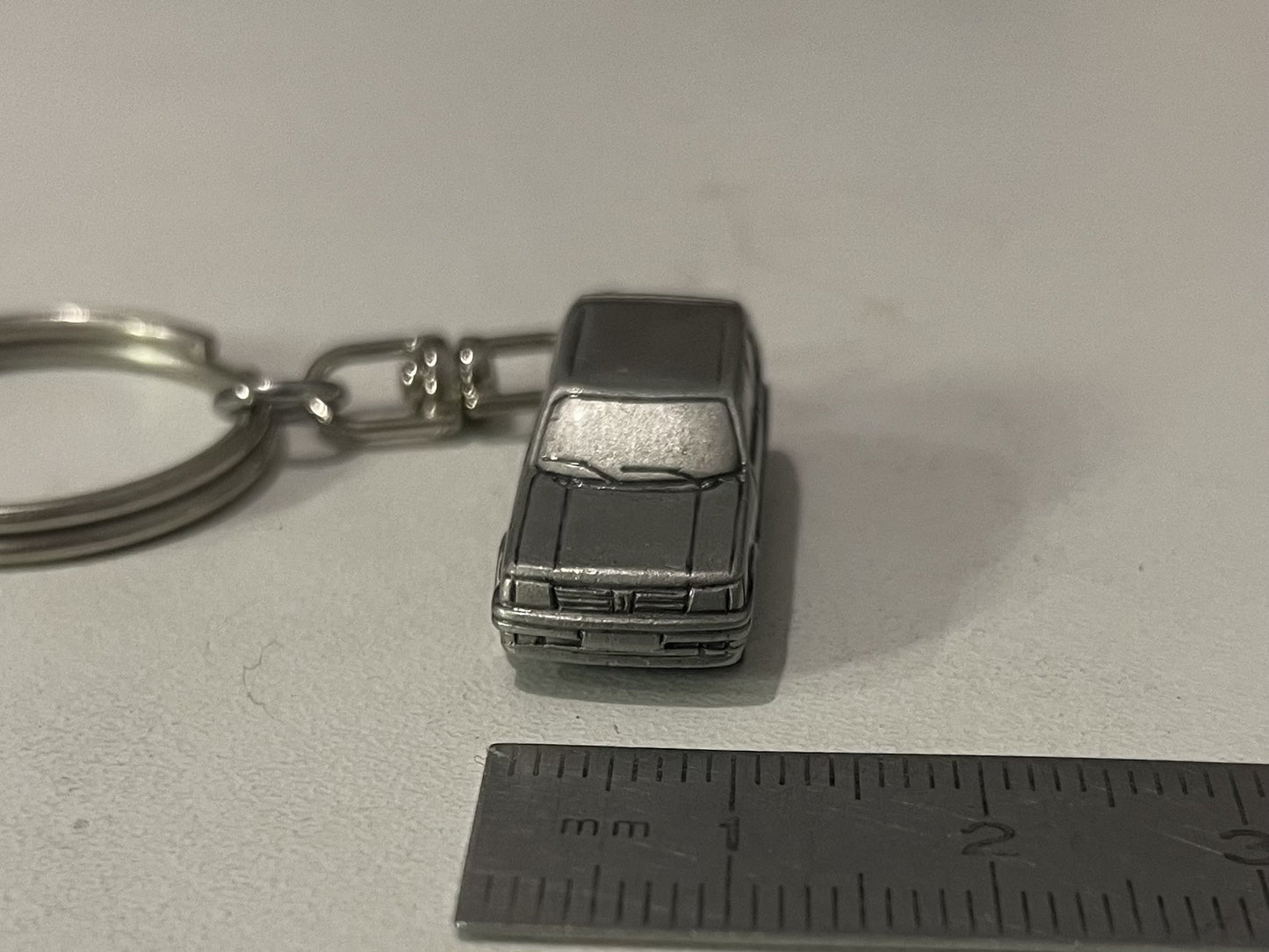 Porte-clés Peugeot 205 GTI 1.6 de 1986